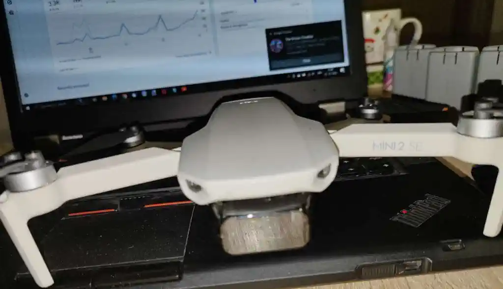 Recenzija DJI Mini 2 SE