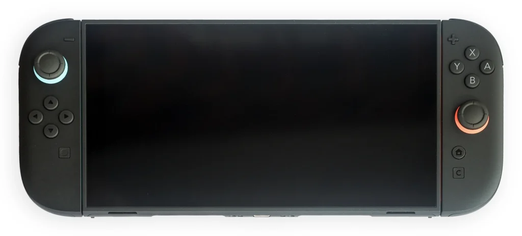 Nintendo Switch 2 s priključenim Joy-Con 2 kontrolerima u prijenosnom načinu.